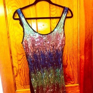 BKE Sequin tank top ✨